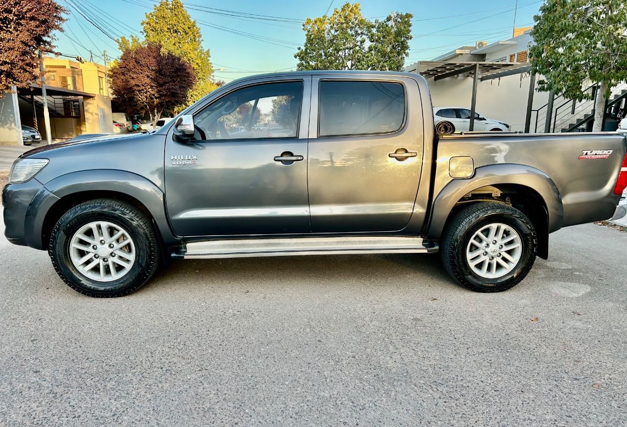 Toyota Hilux Usada en Mendoza, deRuedas