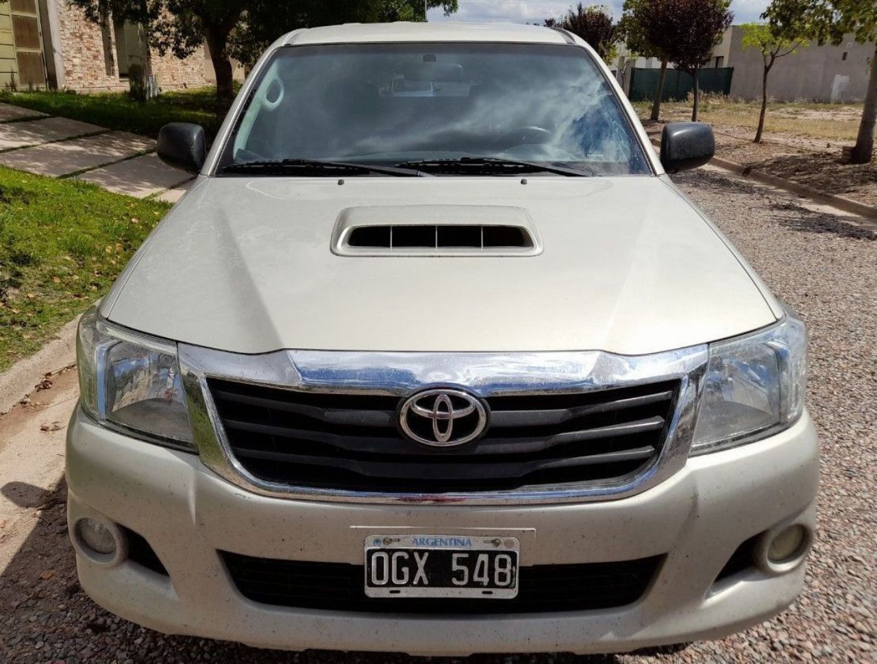 Toyota Hilux Usada en Mendoza, deRuedas