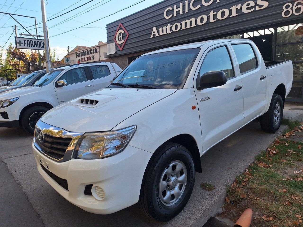 Toyota Hilux Usada Financiado en Mendoza, deRuedas
