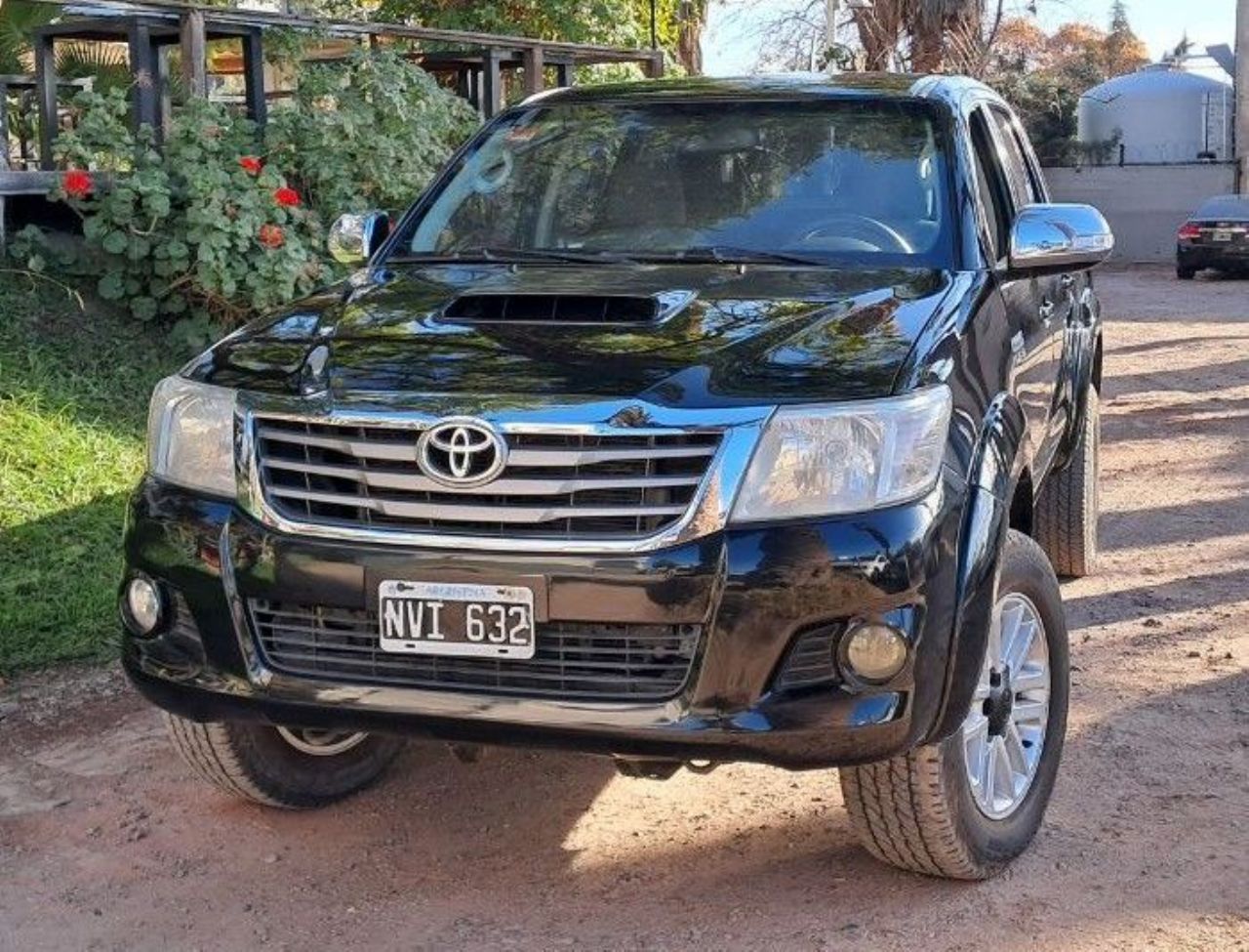 Toyota Hilux Usada en Mendoza, deRuedas