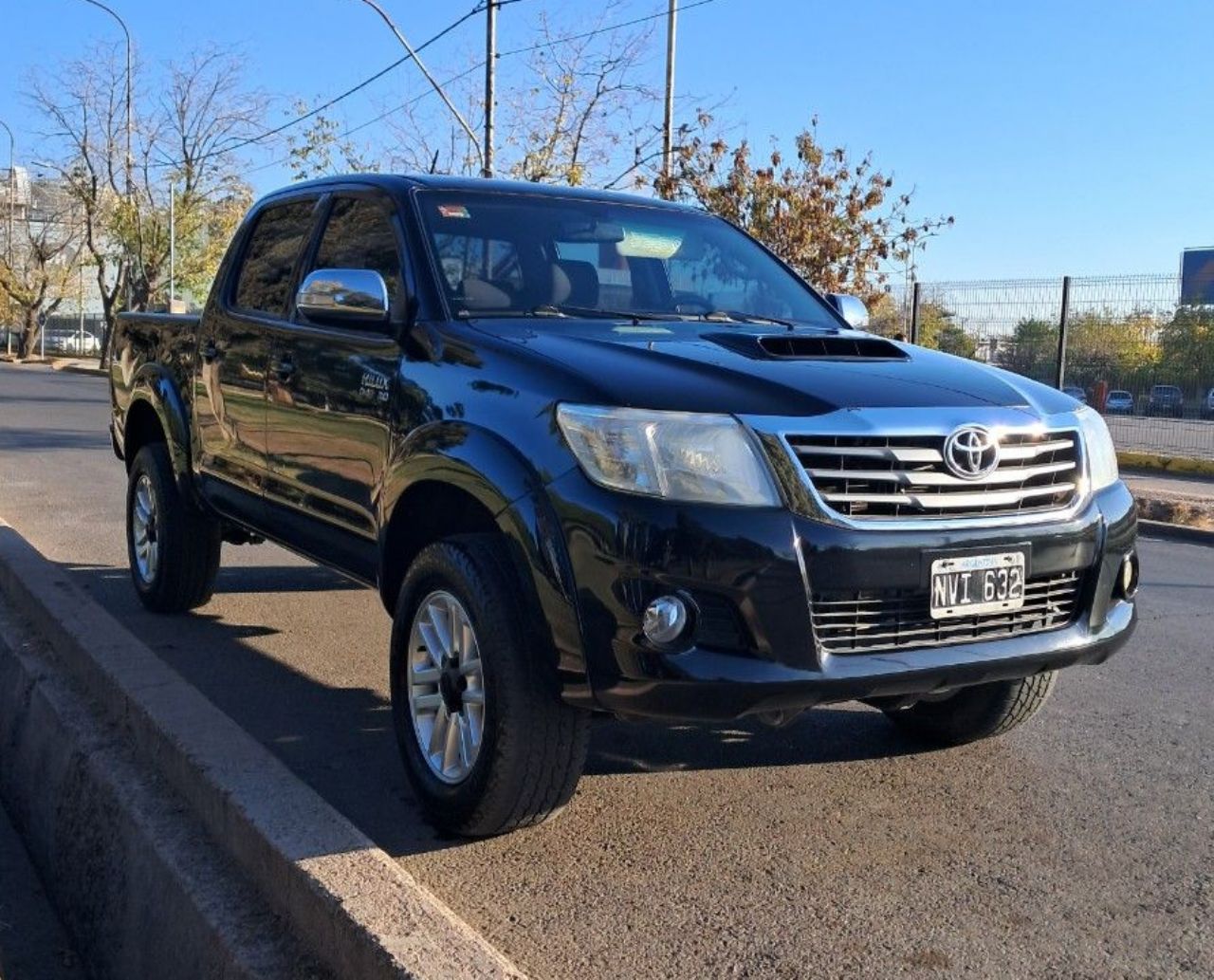 Toyota Hilux Usada en Mendoza, deRuedas