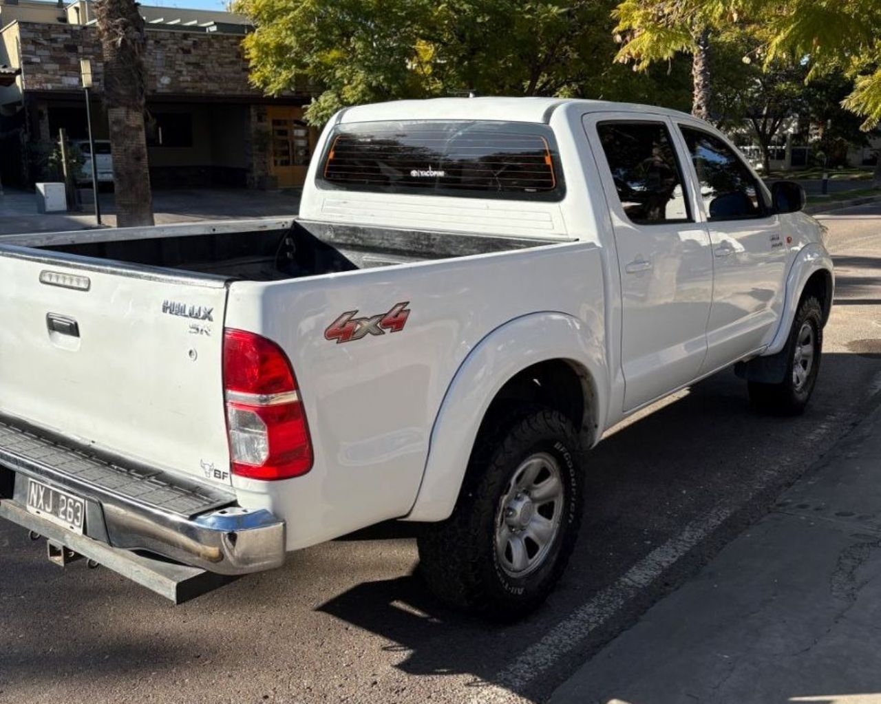 Toyota Hilux Usada en Mendoza, deRuedas