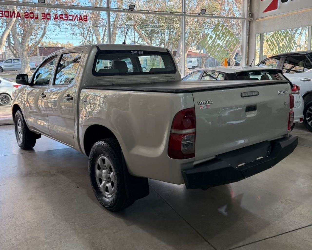 Toyota Hilux Usada Financiado en Mendoza, deRuedas