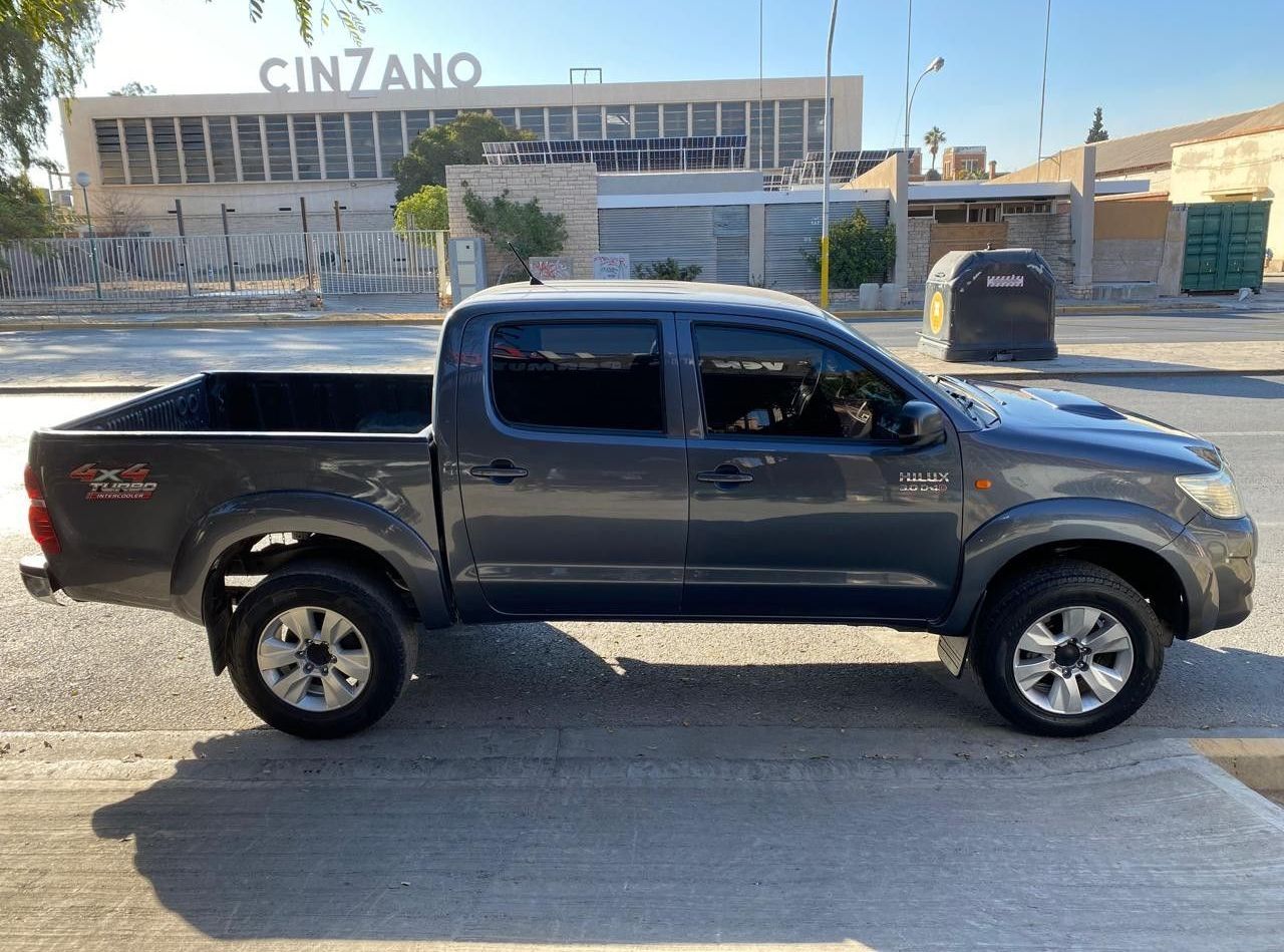 Toyota Hilux Usada Financiado en San Juan, deRuedas