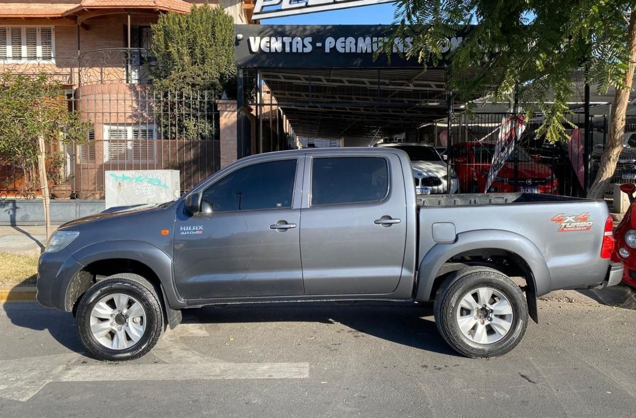 Toyota Hilux Usada Financiado en San Juan, deRuedas