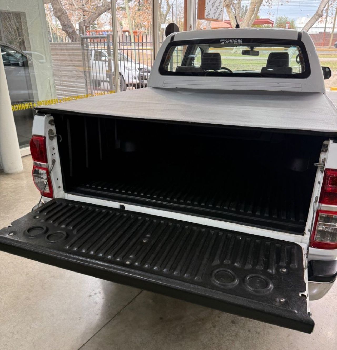 Toyota Hilux Usada Financiado en Mendoza, deRuedas