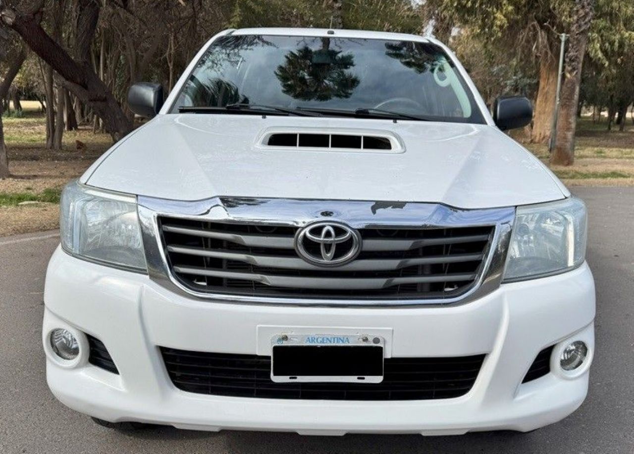 Toyota Hilux Usada Financiado en Mendoza, deRuedas