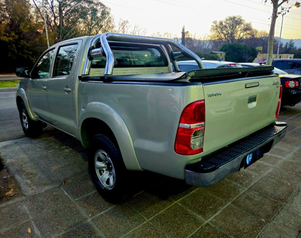 Toyota Hilux Usada Financiado en Mendoza, deRuedas