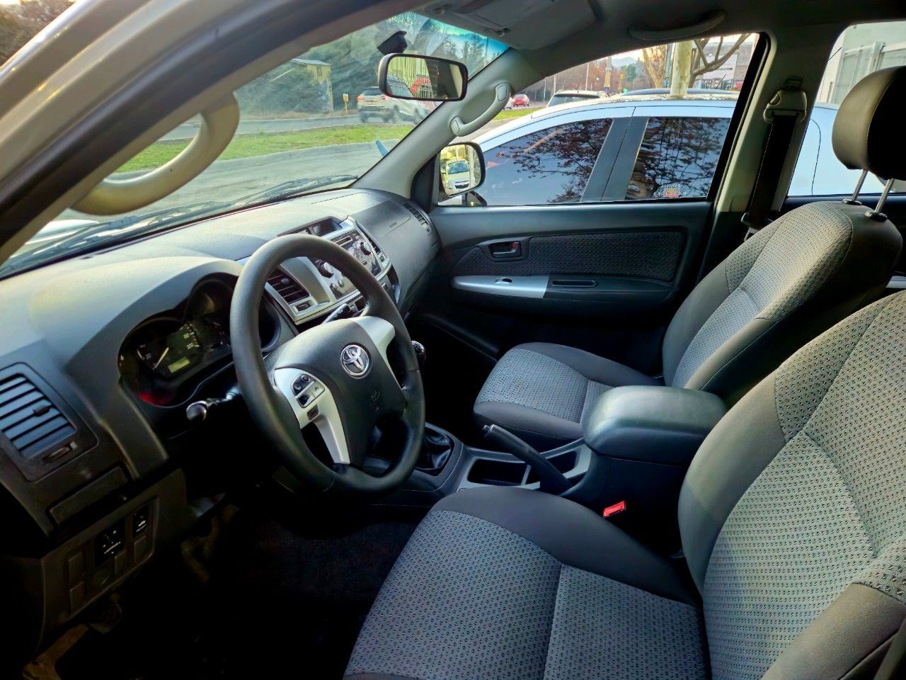Toyota Hilux Usada Financiado en Mendoza, deRuedas