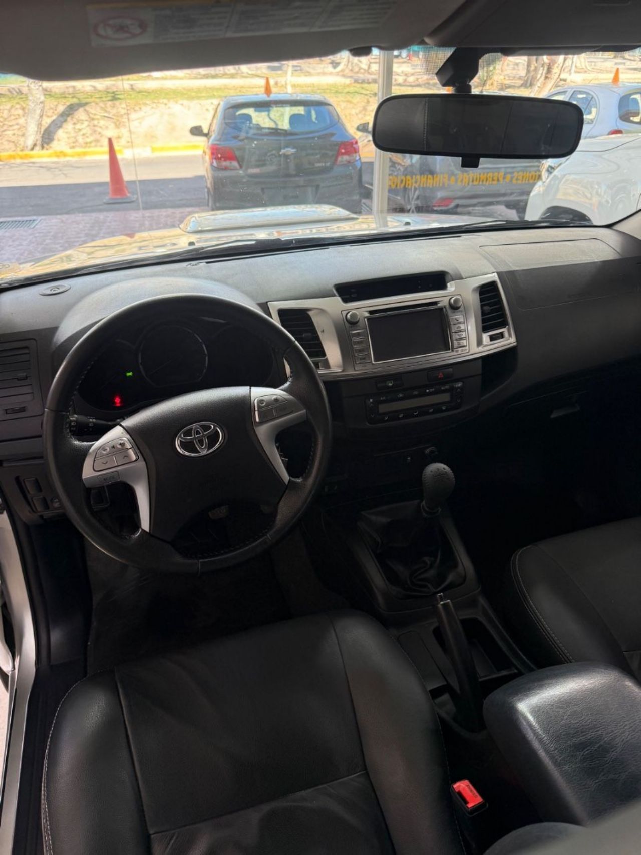 Toyota Hilux Usada Financiado en Mendoza, deRuedas