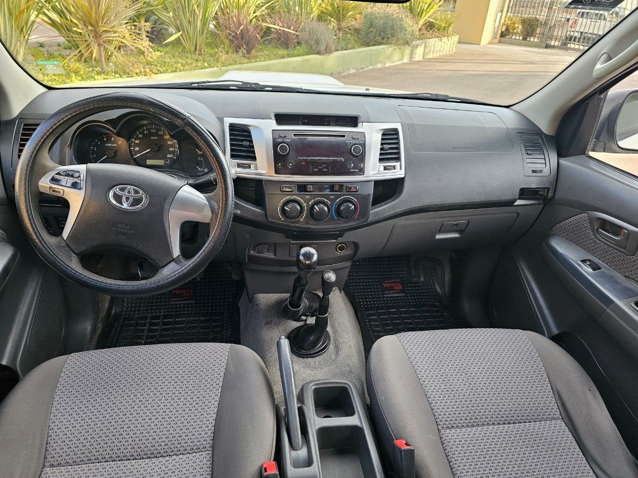 Toyota Hilux Usada Financiado en Mendoza, deRuedas