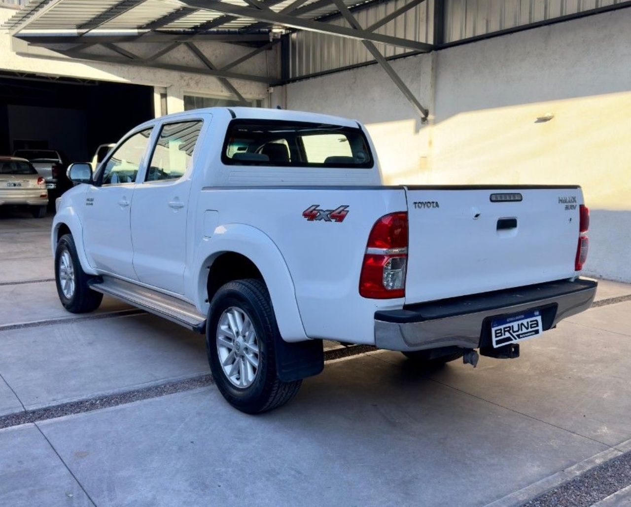 Toyota Hilux Usada Financiado en Mendoza, deRuedas