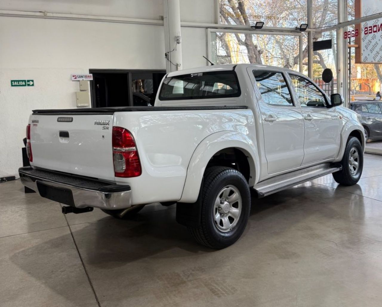 Toyota Hilux Usada Financiado en Mendoza, deRuedas
