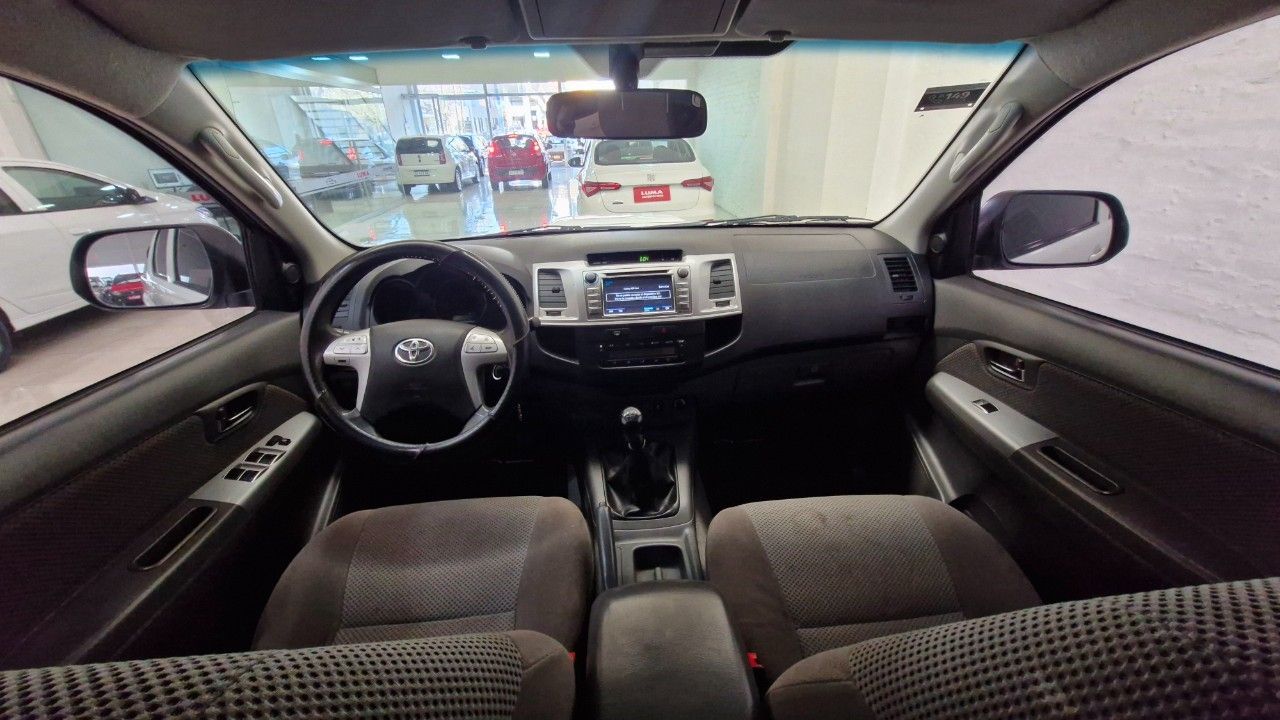 Toyota Hilux Usada Financiado en Mendoza, deRuedas