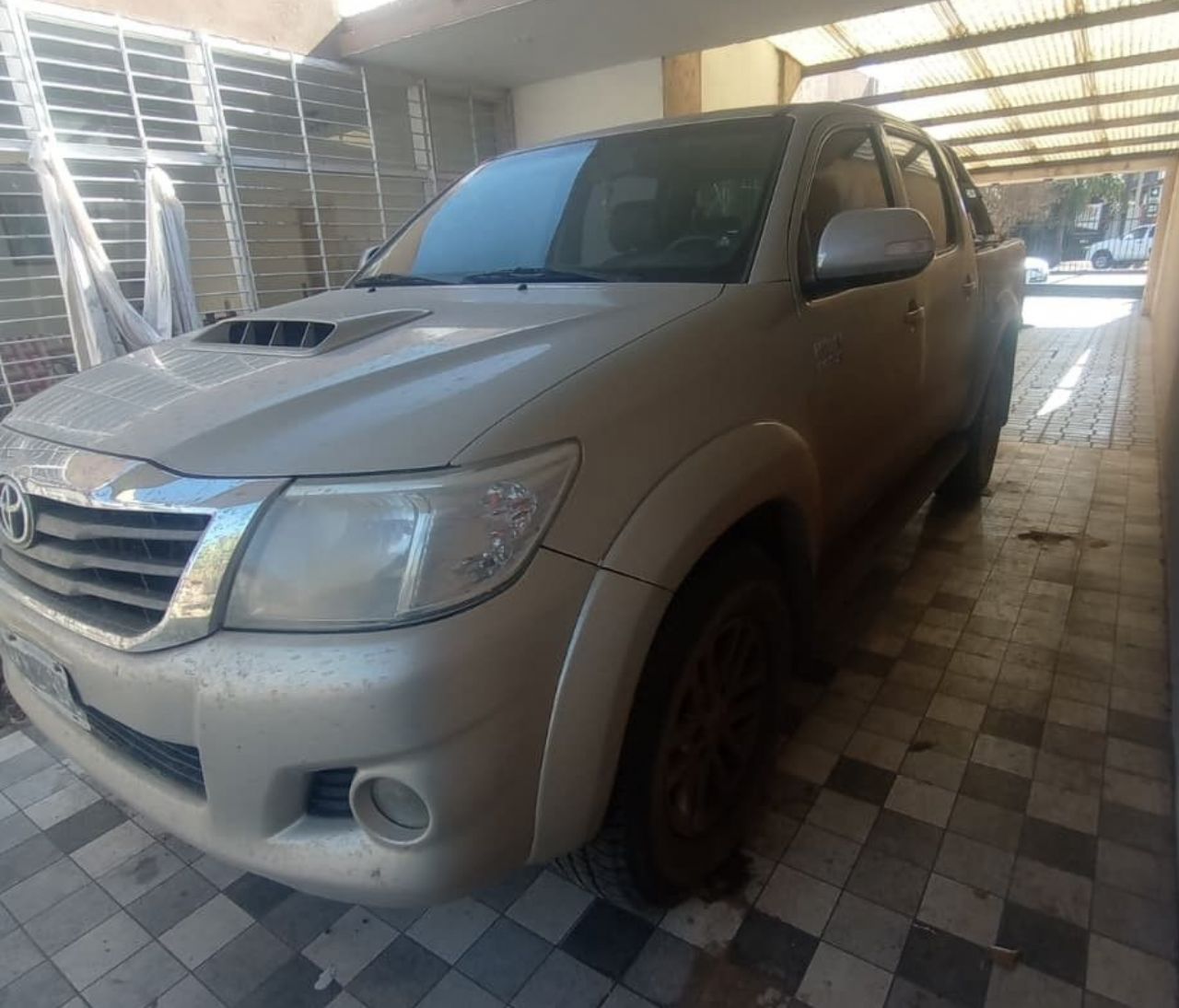 Toyota Hilux Usada Financiado en Córdoba, deRuedas