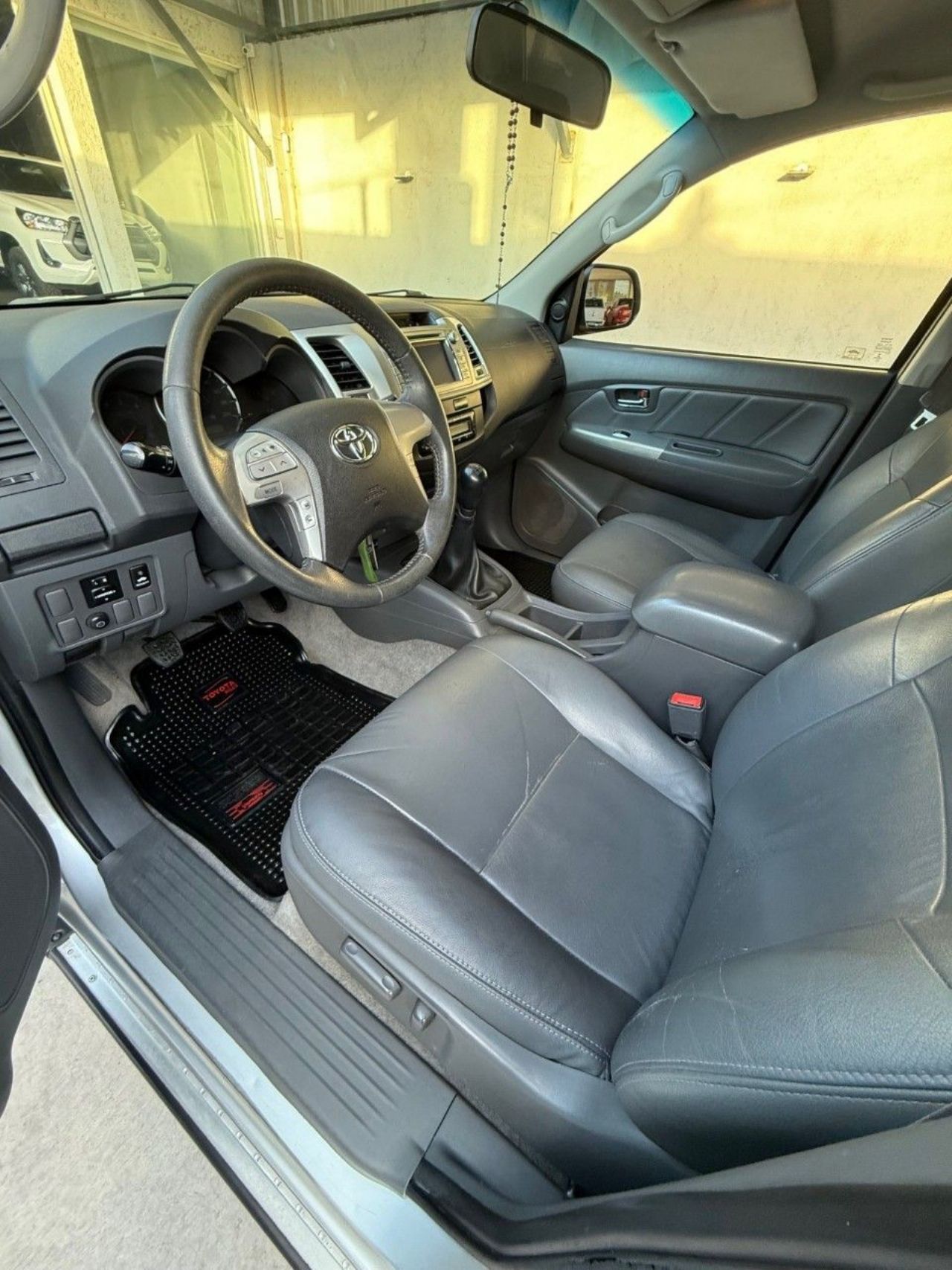Toyota Hilux Usada Financiado en Mendoza, deRuedas