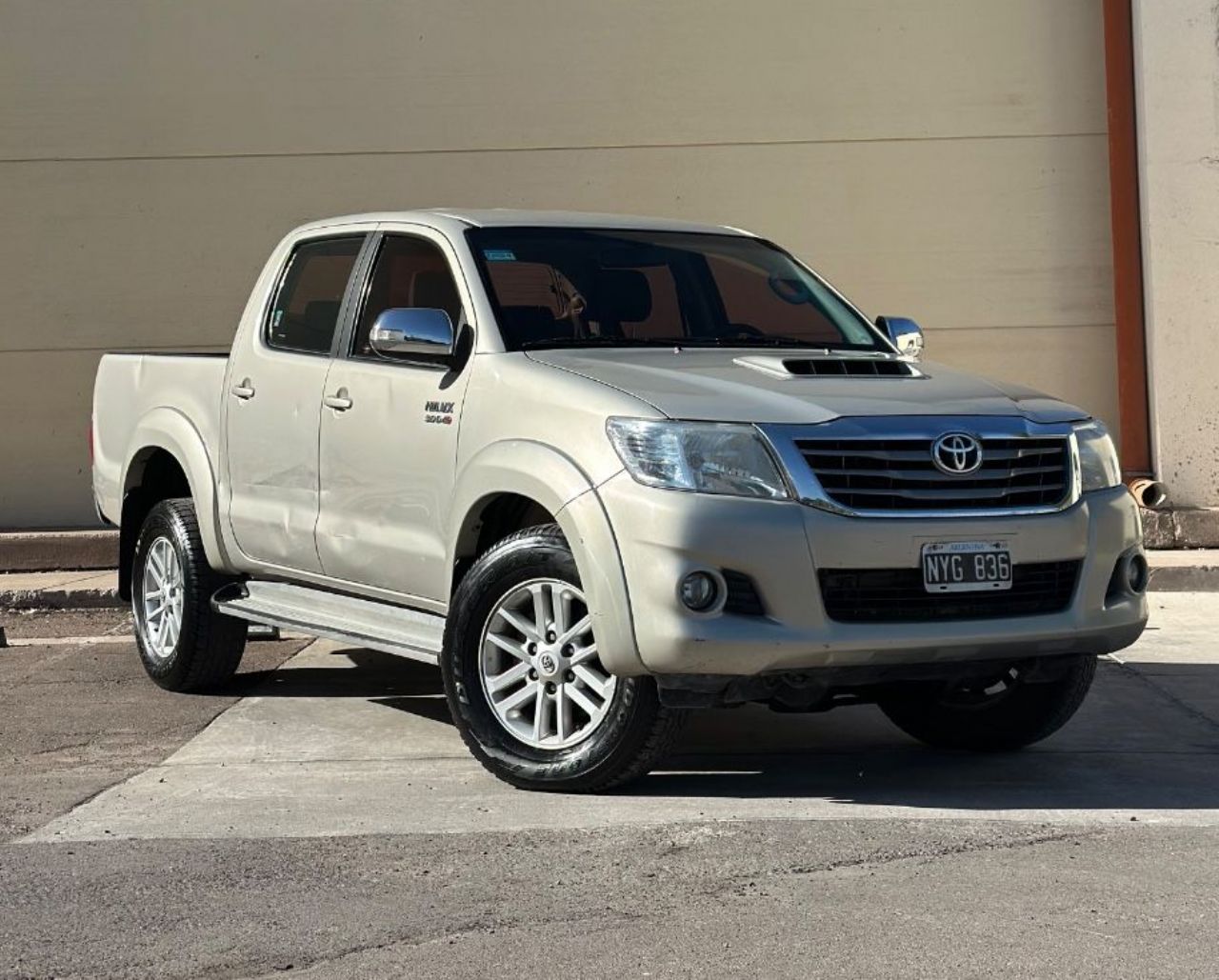 Toyota Hilux Usada en Mendoza, deRuedas