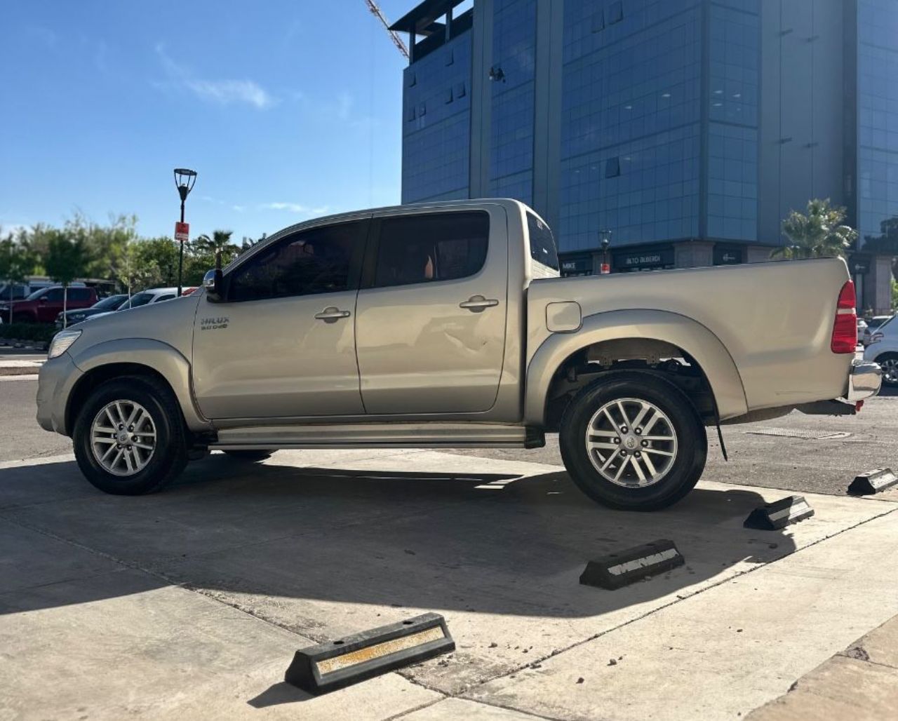 Toyota Hilux Usada en Mendoza, deRuedas