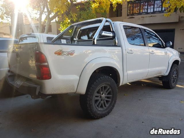 Toyota Hilux Usada en Mendoza, deRuedas