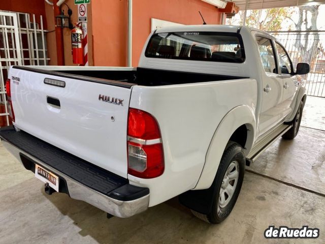 Toyota Hilux Usada en Mendoza, deRuedas