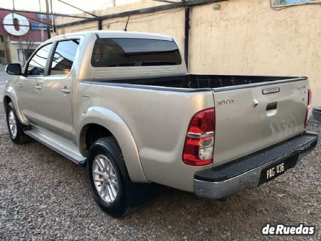 Toyota Hilux Usada en Mendoza, deRuedas