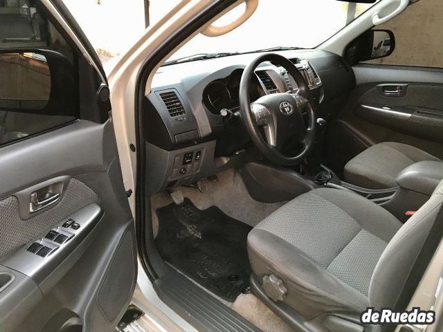 Toyota Hilux Usada en Mendoza, deRuedas