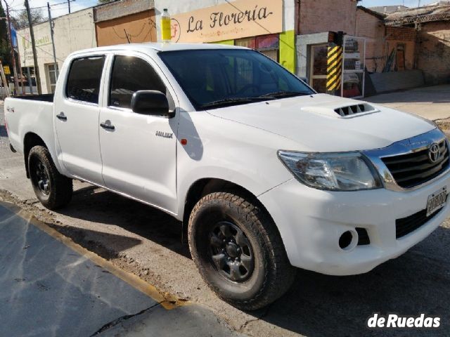 Toyota Hilux Usada en Mendoza, deRuedas