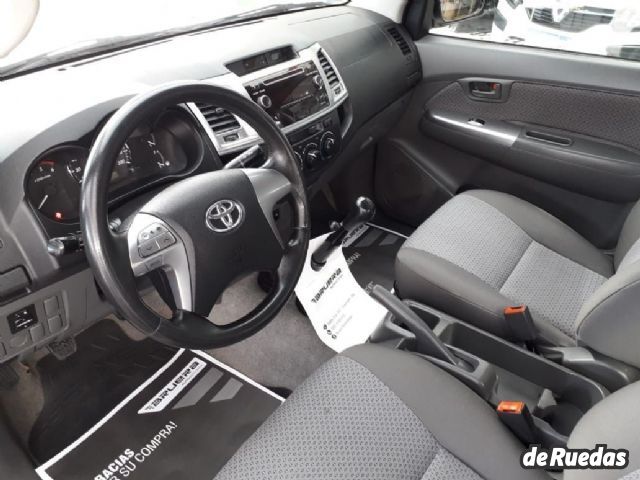 Toyota Hilux Usada en Mendoza, deRuedas