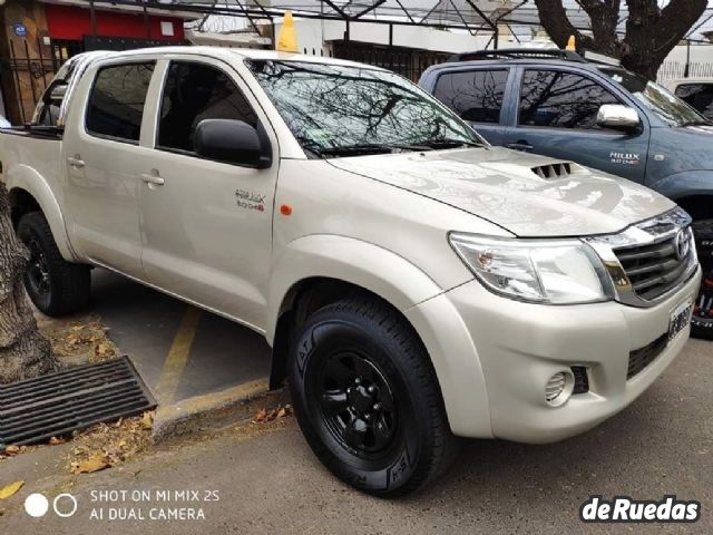 Toyota Hilux Usada en Mendoza, deRuedas