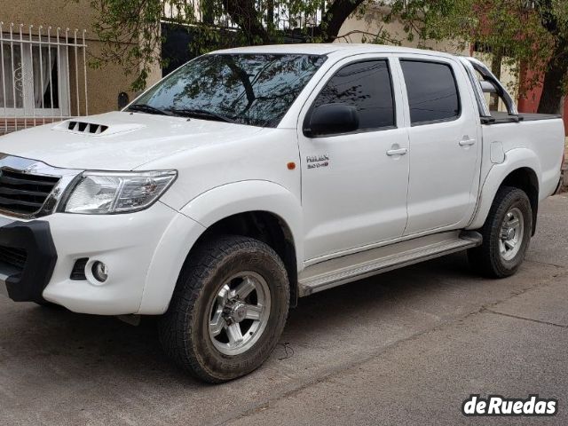 Toyota Hilux Usada en Mendoza, deRuedas