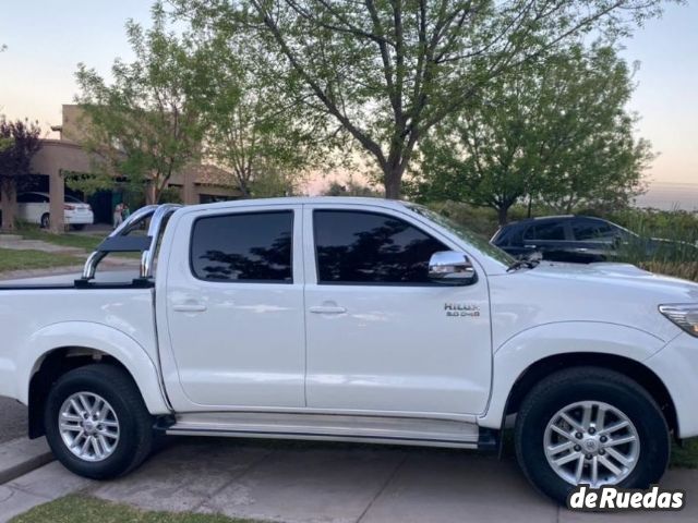 Toyota Hilux Usada en Mendoza, deRuedas