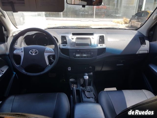 Toyota Hilux Usada en Mendoza, deRuedas