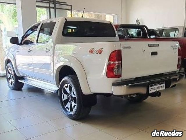 Toyota Hilux Usada en Mendoza, deRuedas