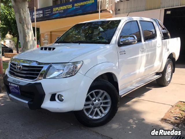 Toyota Hilux Usada en Mendoza, deRuedas