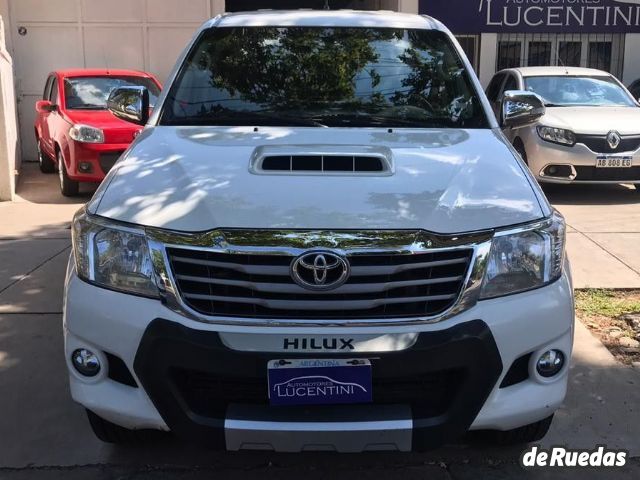 Toyota Hilux Usada en Mendoza, deRuedas