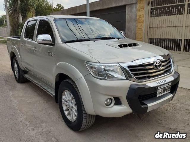 Toyota Hilux Usada en Mendoza, deRuedas