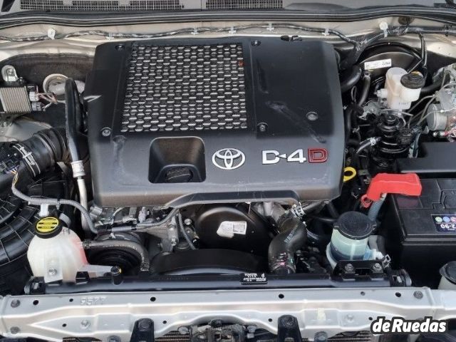 Toyota Hilux Usada en Mendoza, deRuedas