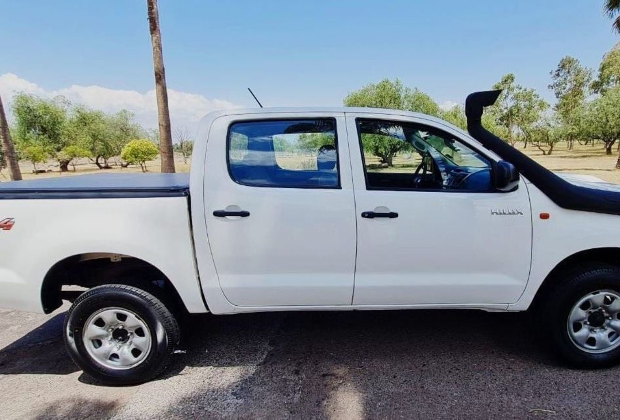 Toyota Hilux Usada en Mendoza, deRuedas