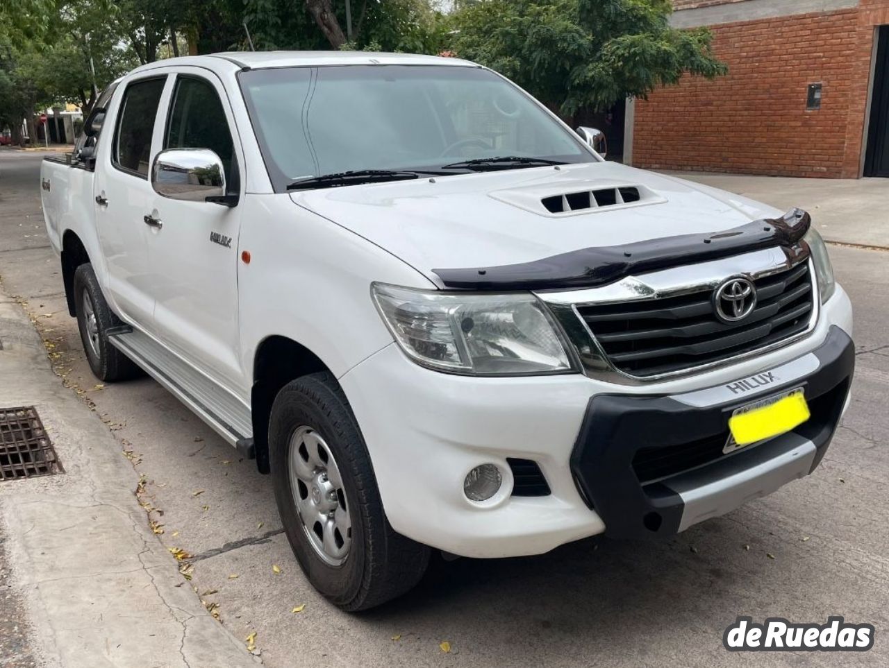 Toyota Hilux Usada en Mendoza, deRuedas