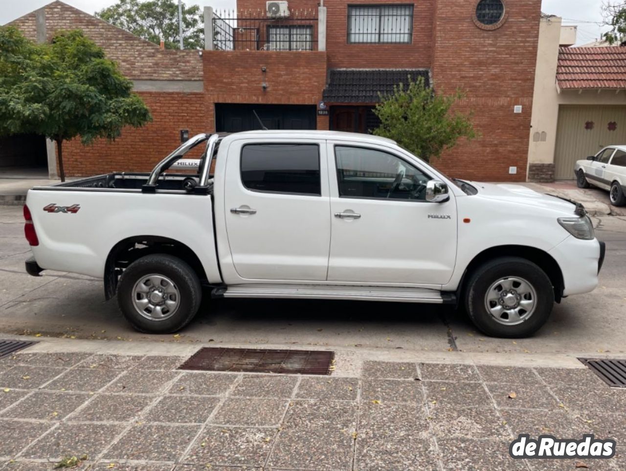 Toyota Hilux Usada en Mendoza, deRuedas