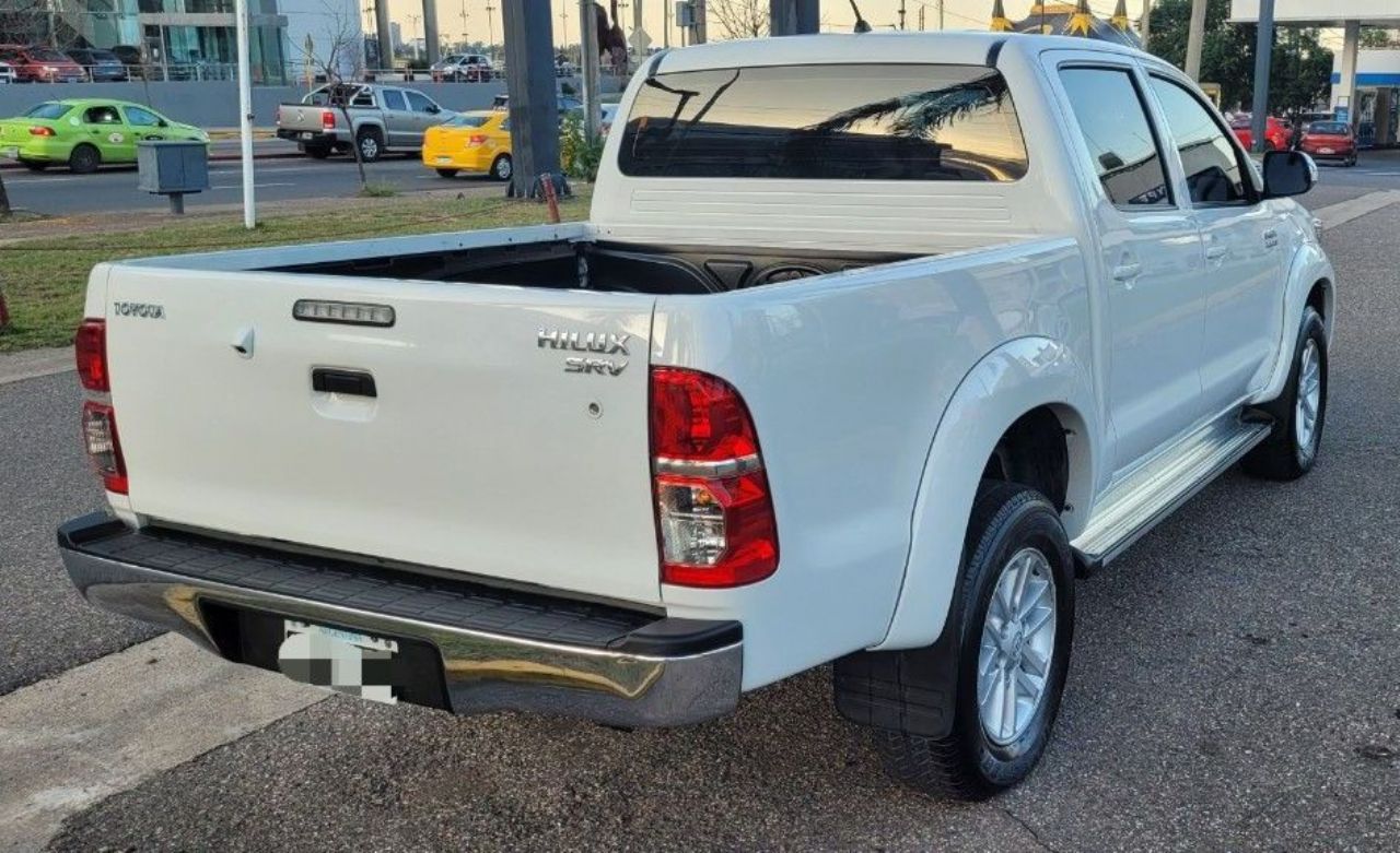 Toyota Hilux Usada en Córdoba, deRuedas