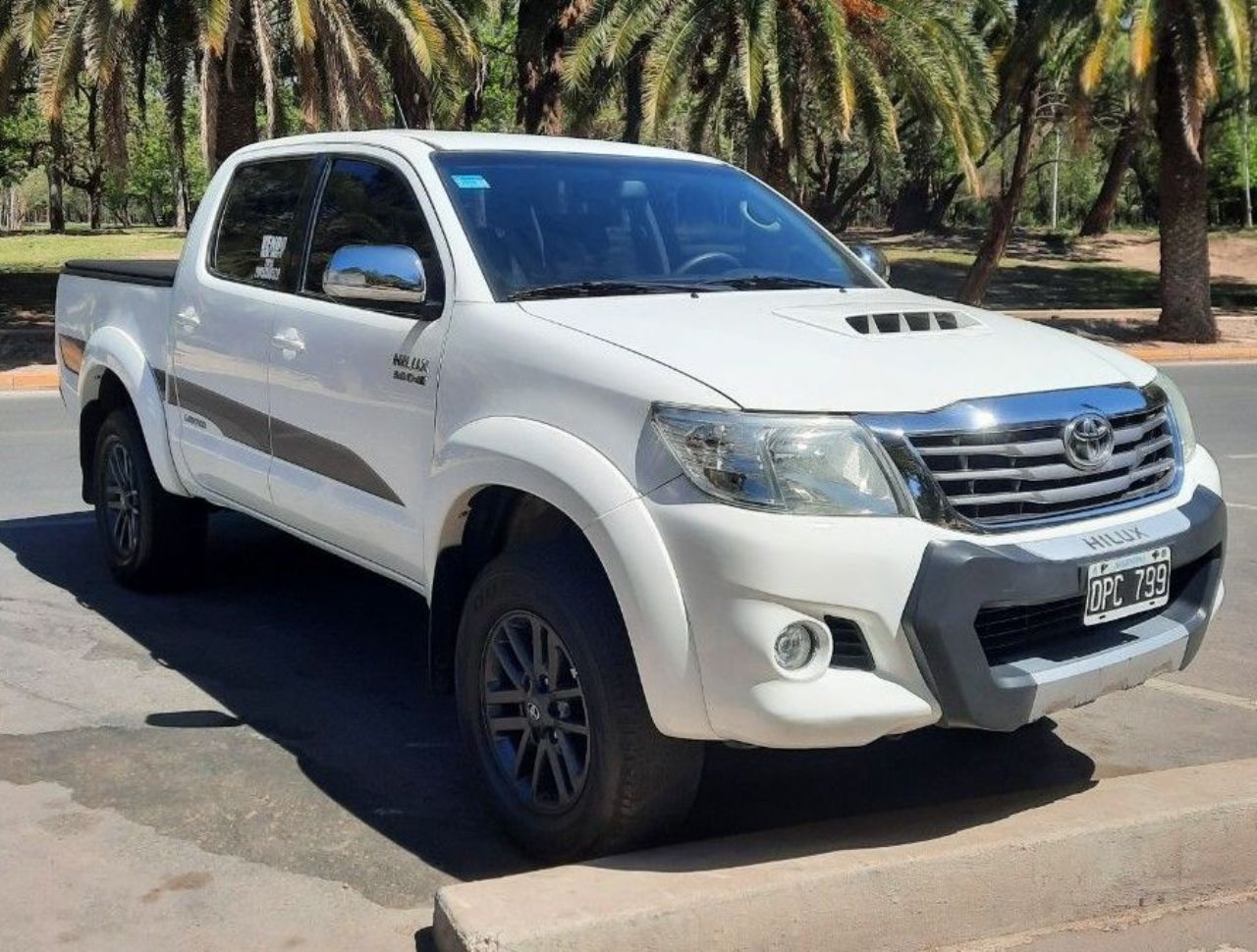 Toyota Hilux Usada en Mendoza, deRuedas