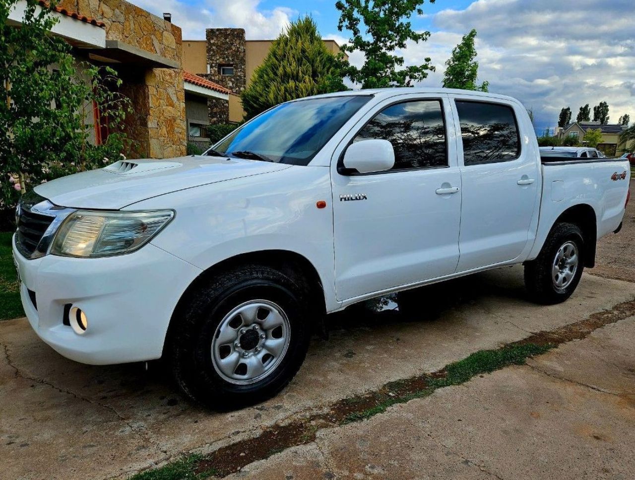 Toyota Hilux Usada en Mendoza, deRuedas