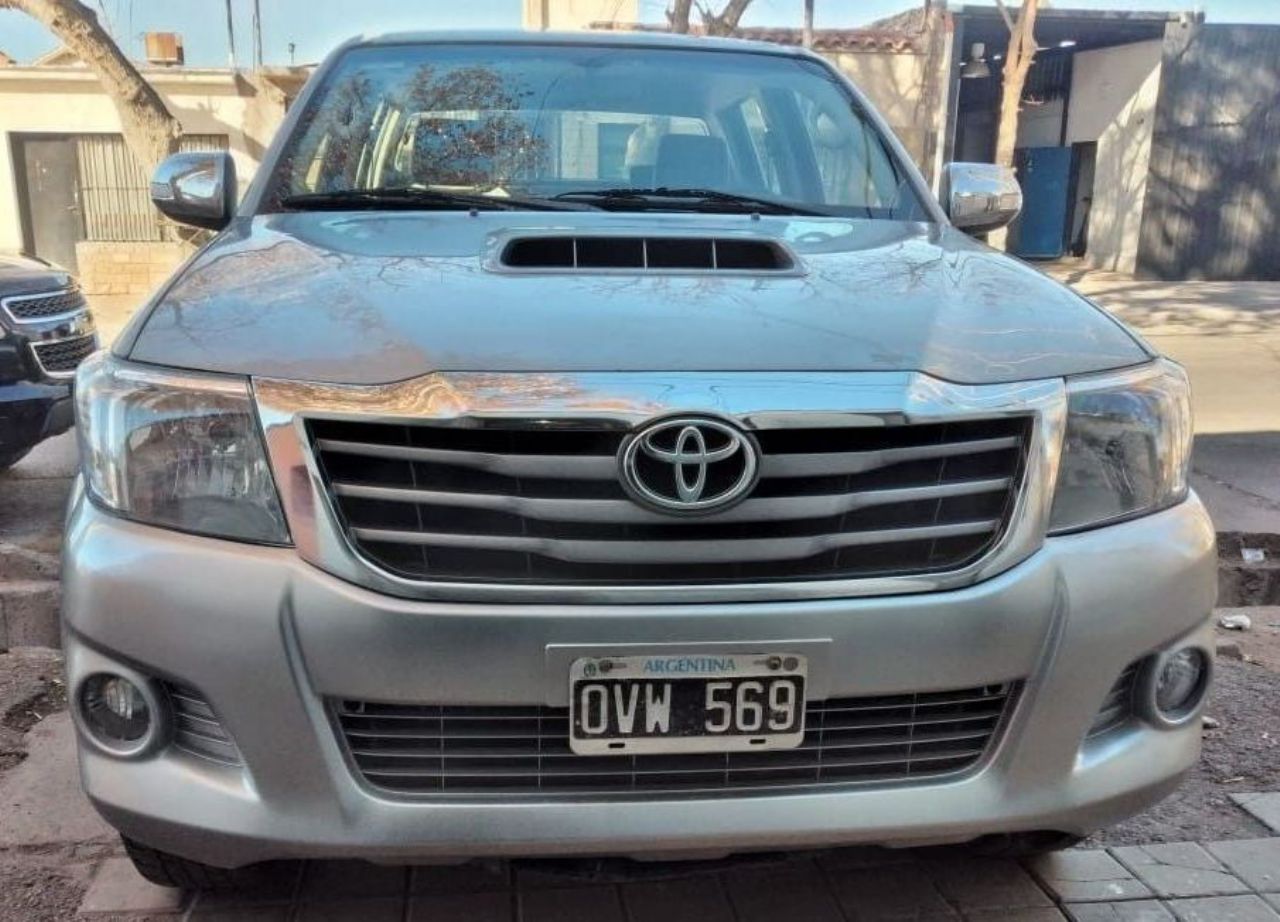 Toyota Hilux Usada en Mendoza, deRuedas