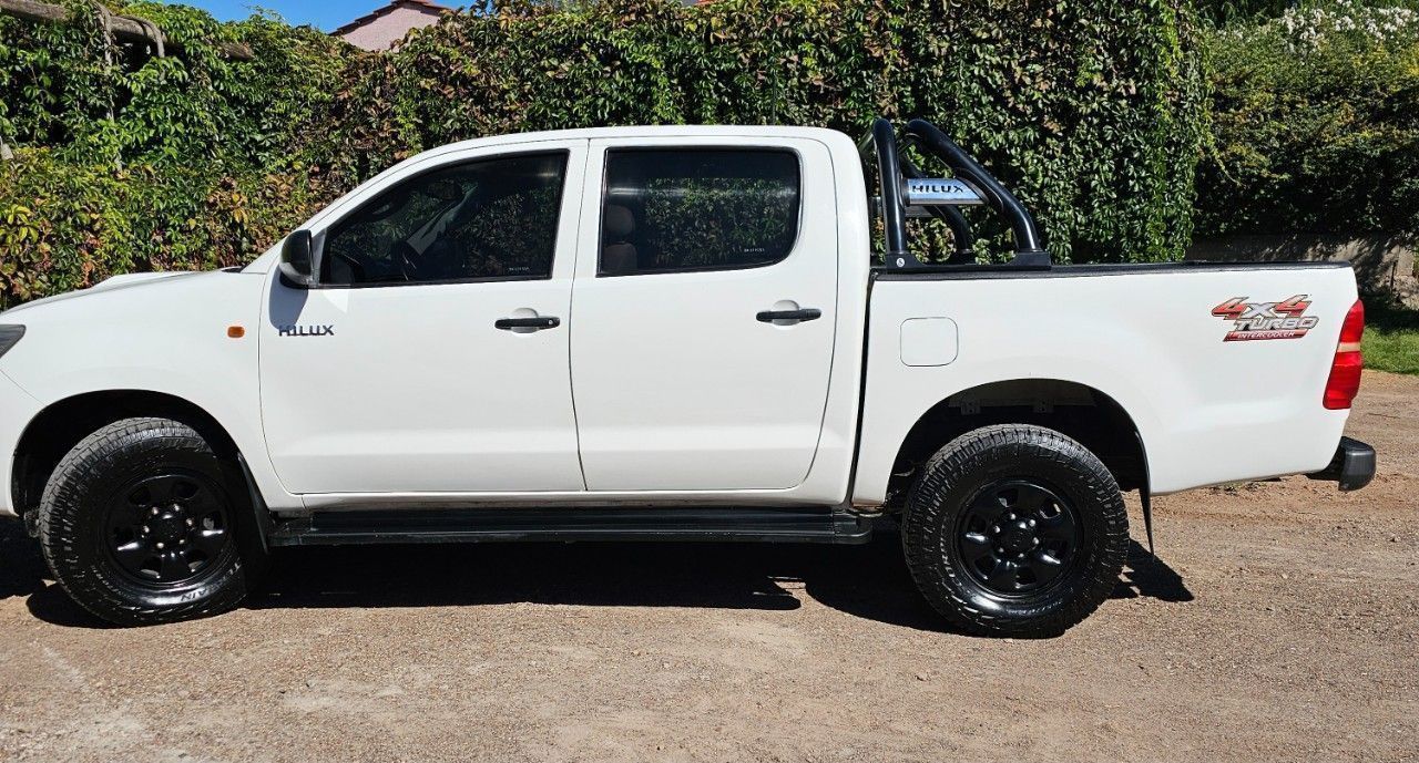 Toyota Hilux Usada en Mendoza, deRuedas