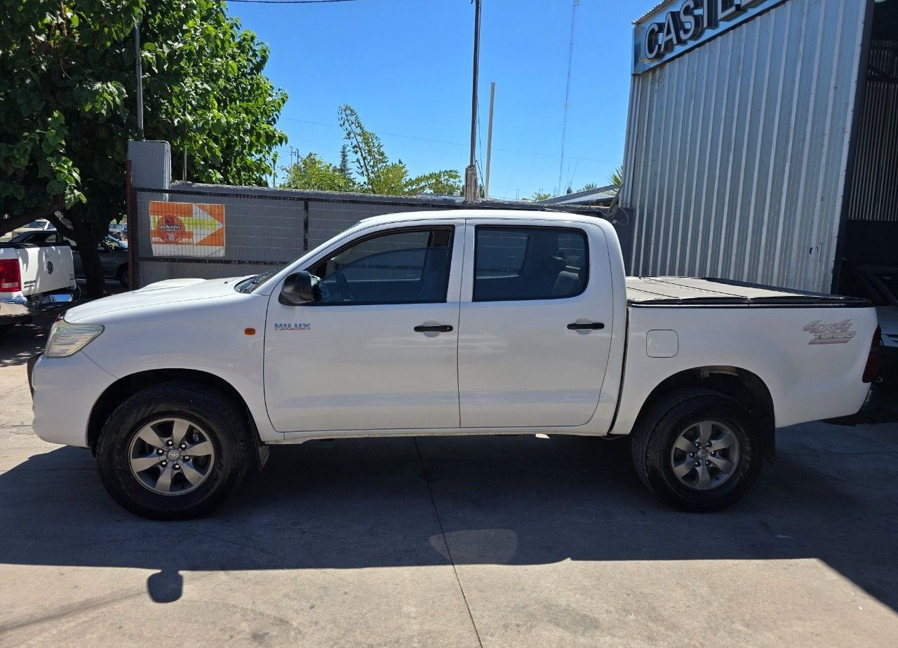 Toyota Hilux Usada Financiado en Mendoza, deRuedas