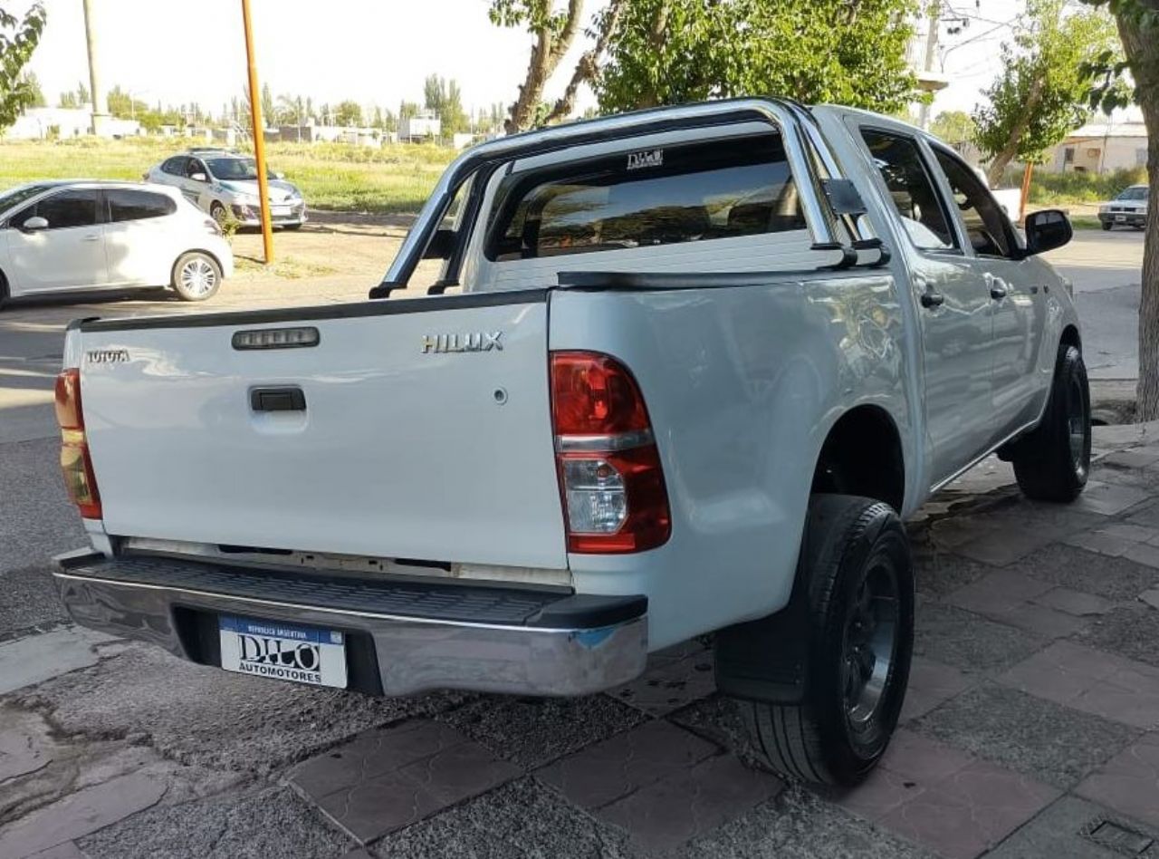 Toyota Hilux Usada Financiado en Mendoza, deRuedas