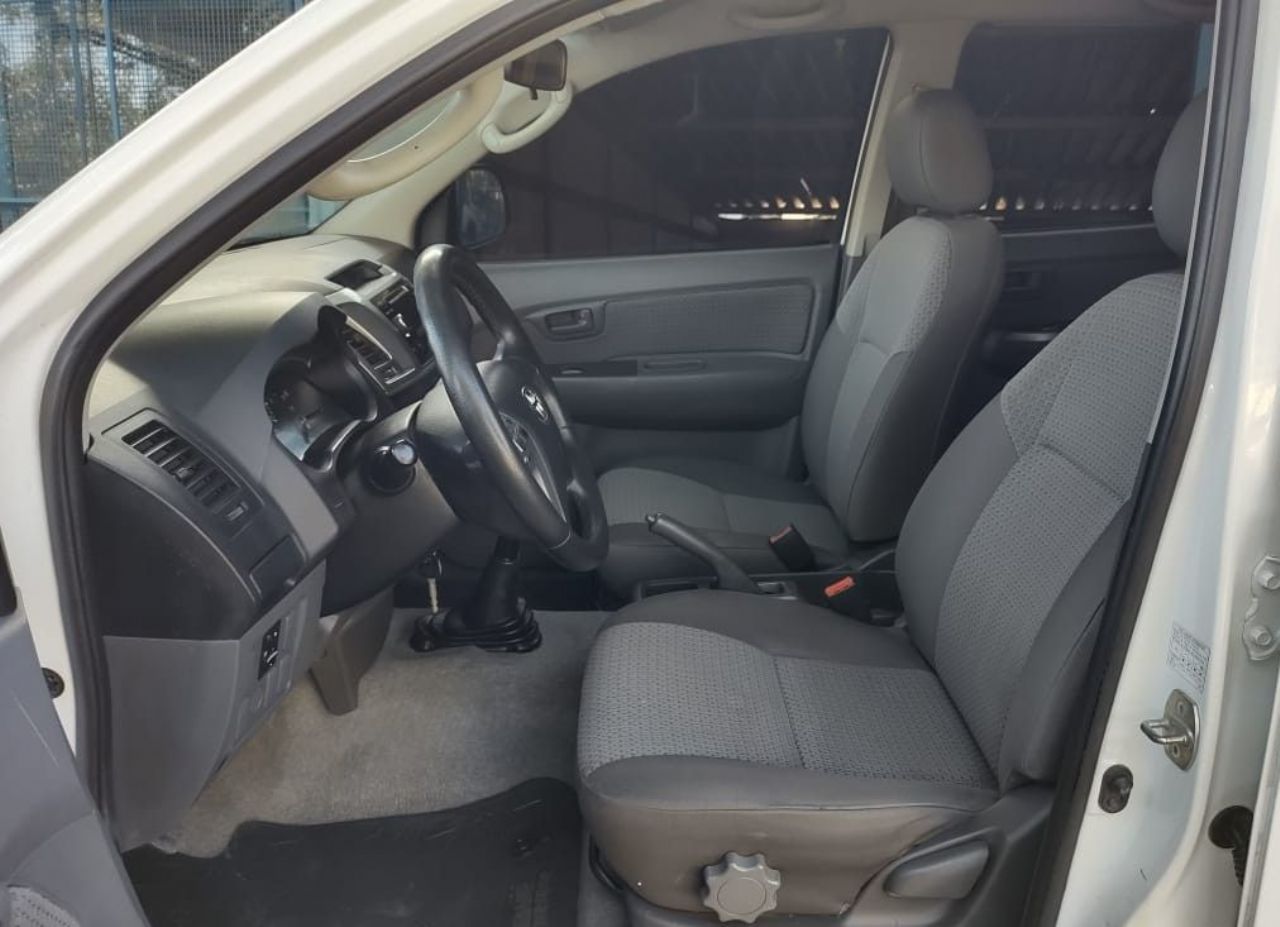 Toyota Hilux Usada Financiado en Mendoza, deRuedas