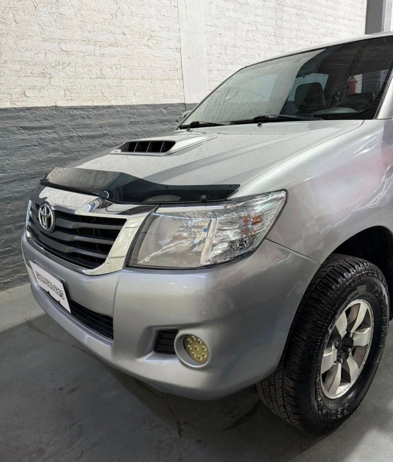 Toyota Hilux Usada en San Juan, deRuedas
