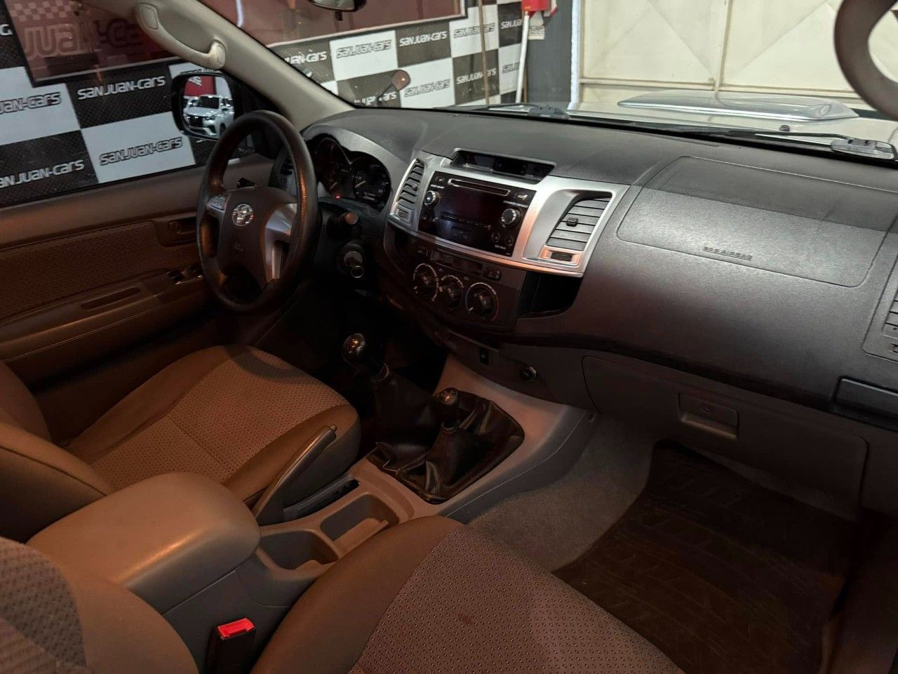 Toyota Hilux Usada en San Juan, deRuedas